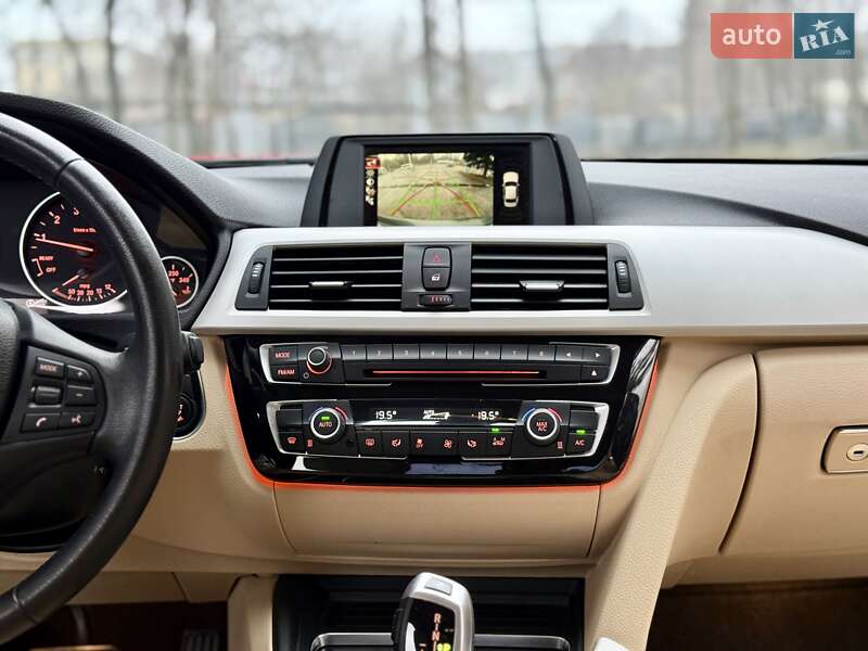 Седан BMW 3 Series 2016 в Днепре