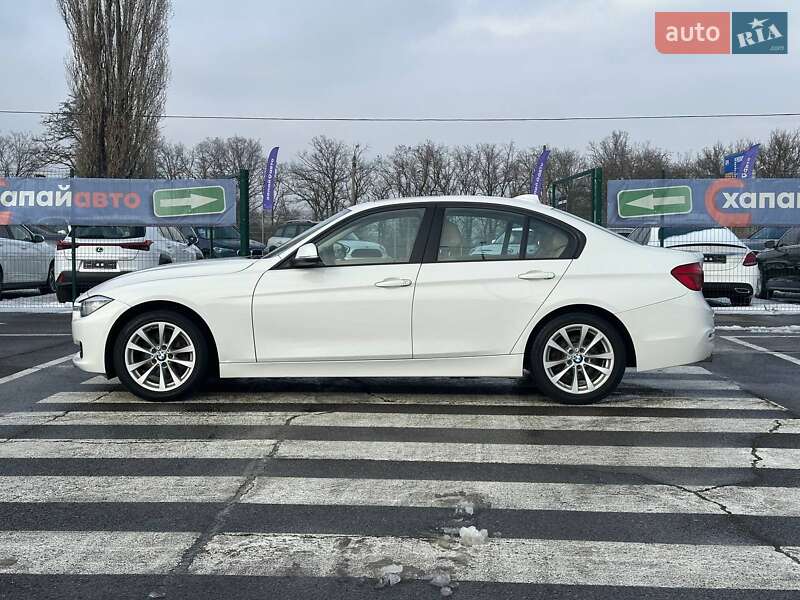 Седан BMW 3 Series 2016 в Одессе