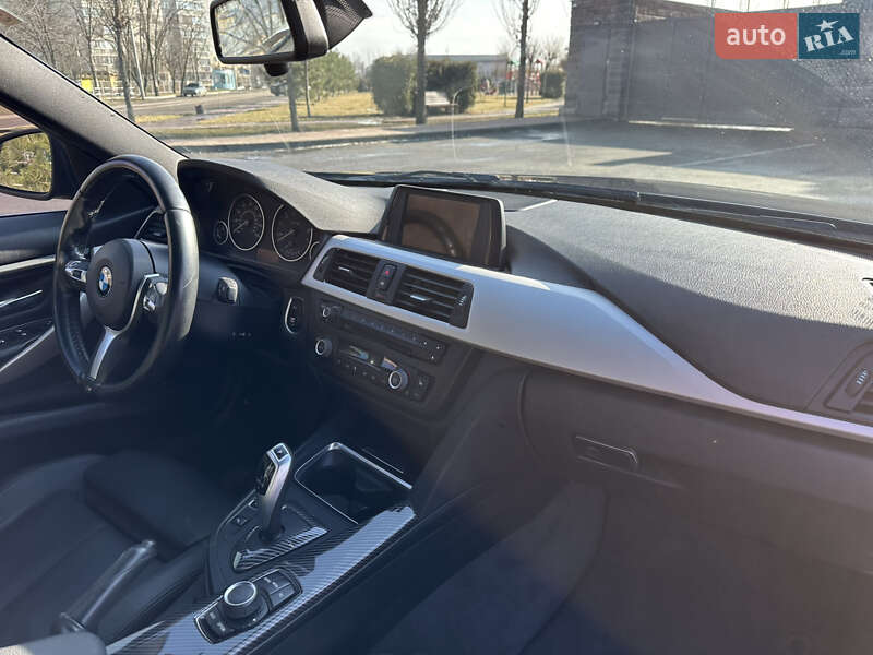 Седан BMW 3 Series 2014 в Кременчуге