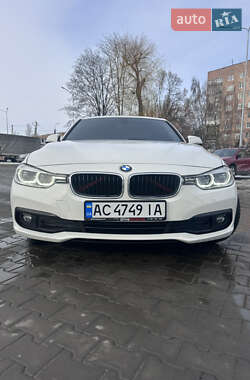 Седан BMW 3 Series 2017 в Луцьку