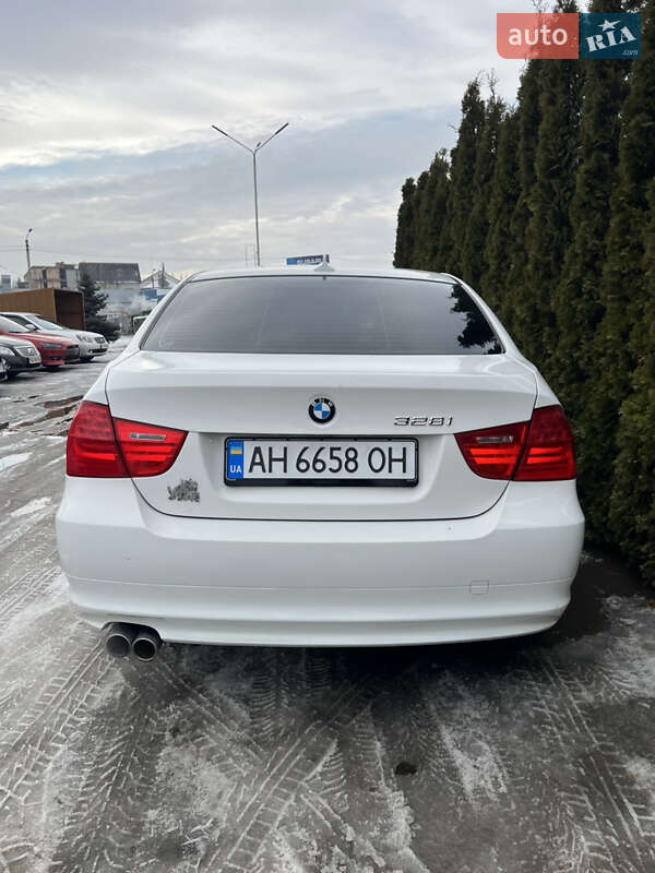 Седан BMW 3 Series 2011 в Киеве фото 5 Седан BMW 3 Series 2011 в Киеве