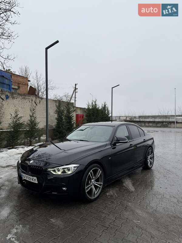 Седан BMW 3 Series 2015 в Могилев-Подольске фото 5 Седан BMW 3 Series 2015 в Могилев-Подольске