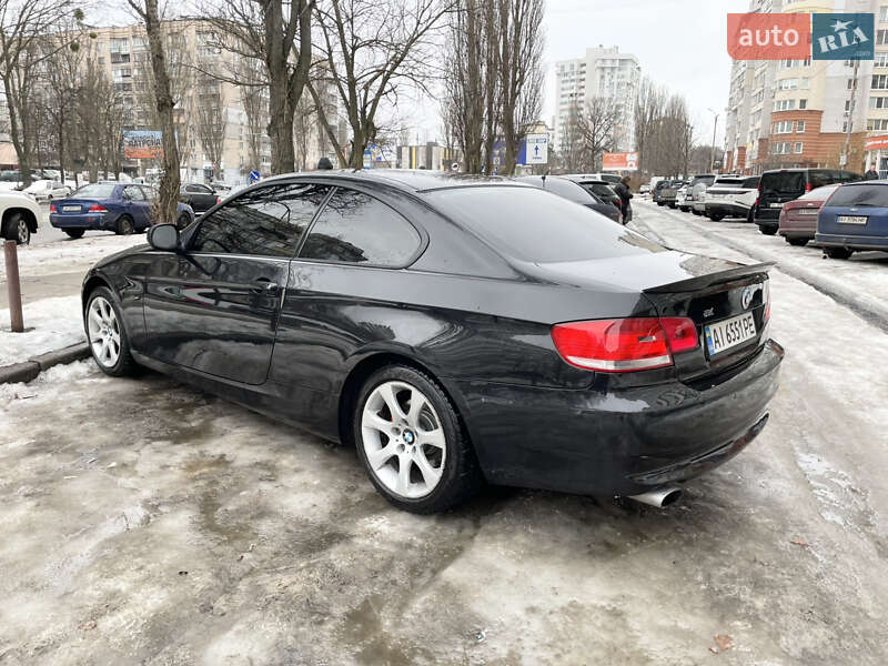 Купе BMW 3 Series 2009 в Киеве фото 4 Купе BMW 3 Series 2009 в Киеве