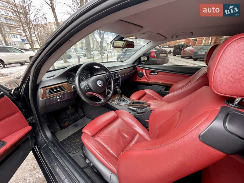 Купе BMW 3 Series 2009 в Киеве фото 11 Купе BMW 3 Series 2009 в Киеве