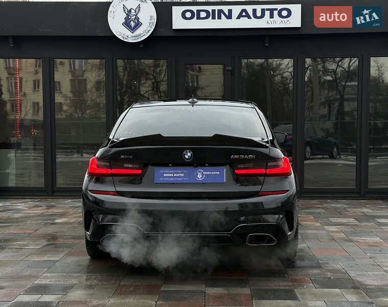 Седан BMW 3 Series 2019 в Киеве
