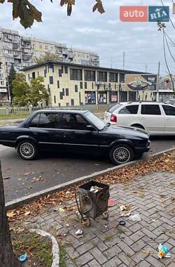 Седан BMW 3 Series 1985 в Житомирі