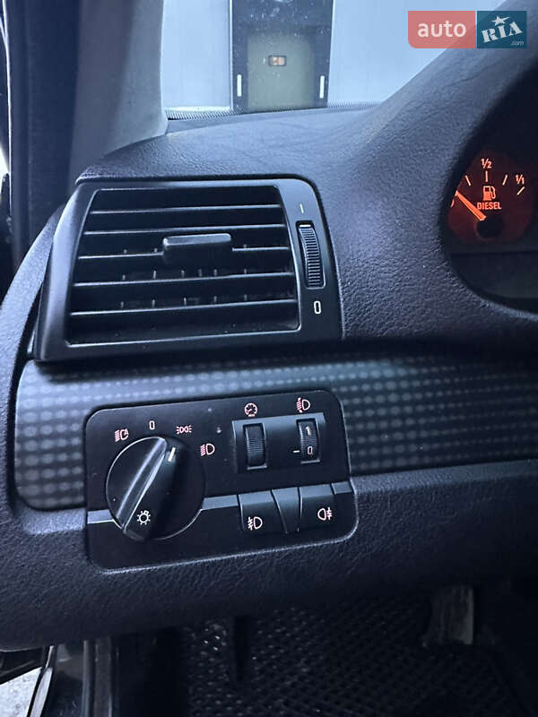 Седан BMW 3 Series 2003 в Львове