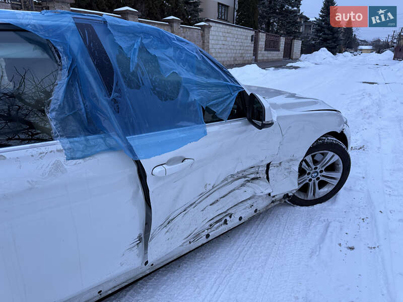 Седан BMW 3 Series 2017 в Львове