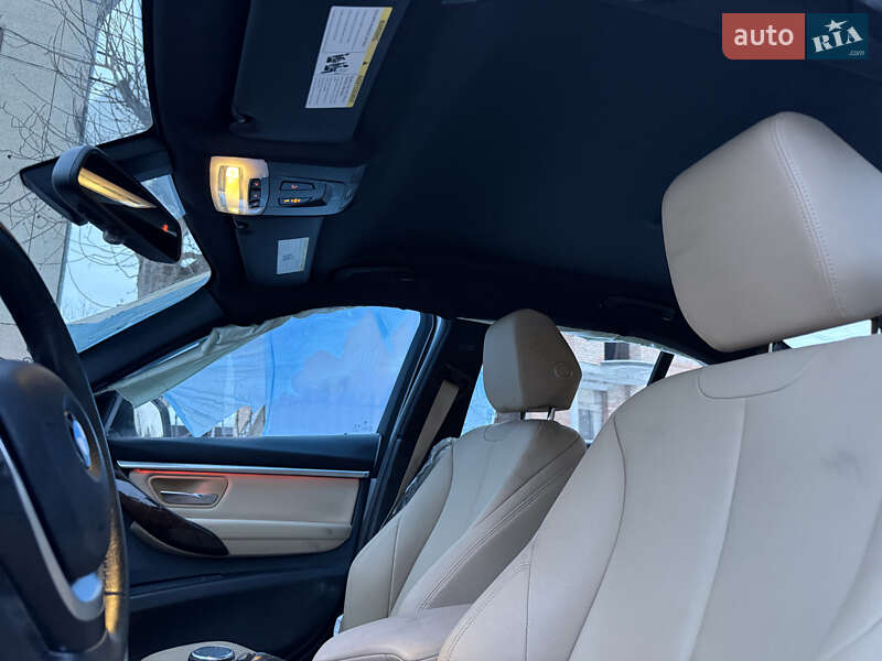 Седан BMW 3 Series 2017 в Львове