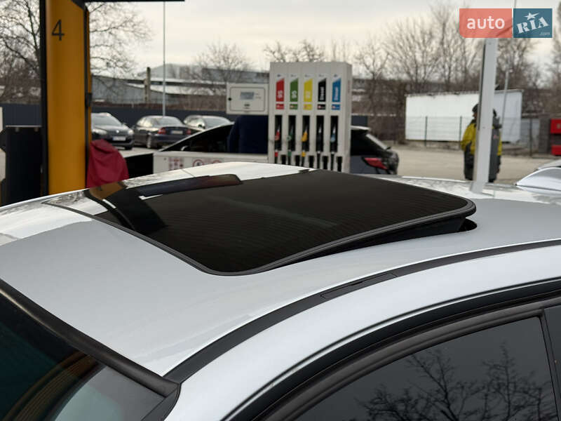 Седан BMW 3 Series 2010 в Днепре фото 23 Седан BMW 3 Series 2010 в Днепре