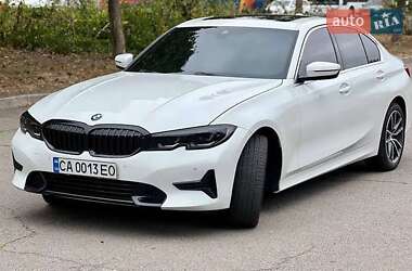 Седан BMW 3 Series 2019 в Львове