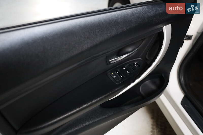 Седан BMW 3 Series 2013 в Луцке фото 17 Седан BMW 3 Series 2013 в Луцке