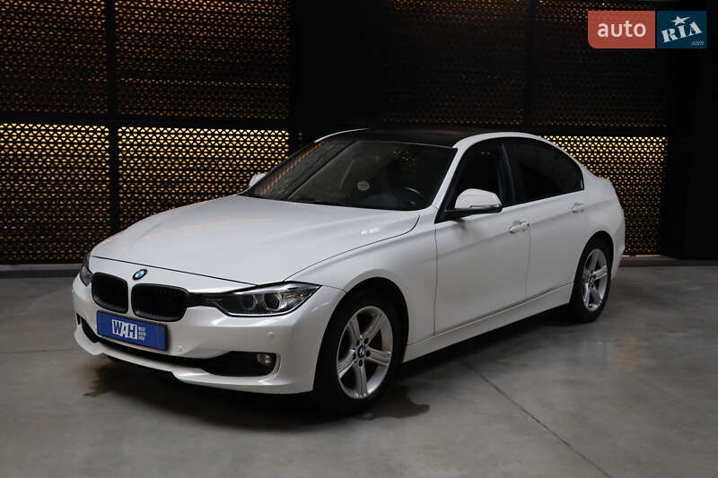 Седан BMW 3 Series 2013 в Луцке фото Седан BMW 3 Series 2013 в Луцке