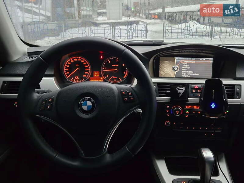 Купе BMW 3 Series 2012 в Киеве фото 21 Купе BMW 3 Series 2012 в Киеве