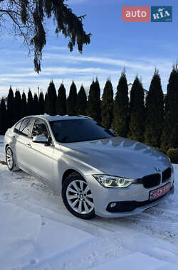 Седан BMW 3 Series 2015 в Городке