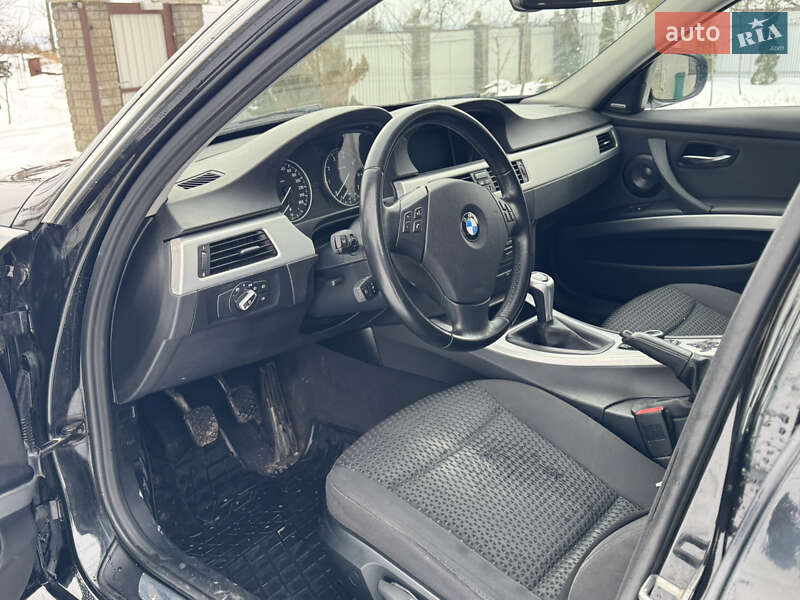 Универсал BMW 3 Series 2010 в Глыбокой