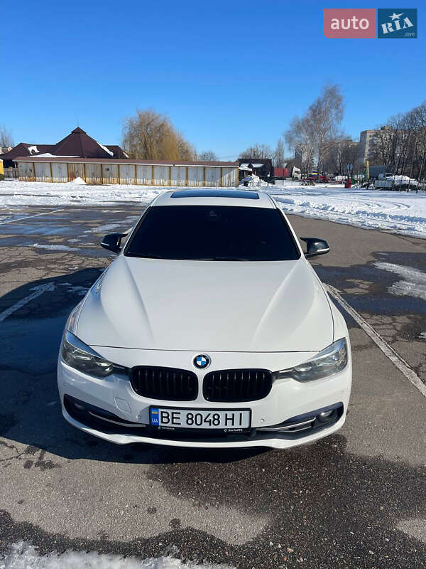 Седан BMW 3 Series 2017 в Первомайську