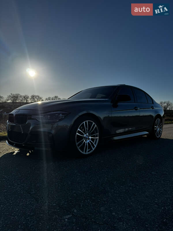 Седан BMW 3 Series 2014 в Одессе