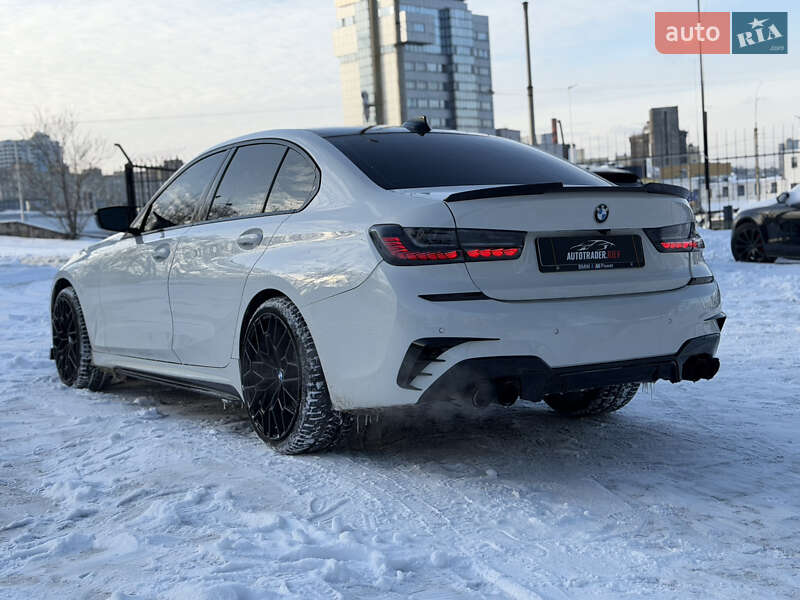 Седан BMW 3 Series 2019 в Киеве
