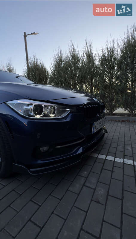 Седан BMW 3 Series 2017 в Луцке
