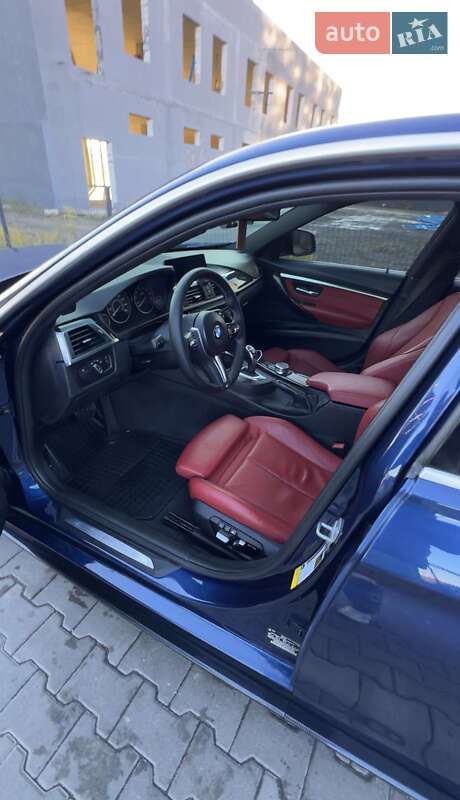 Седан BMW 3 Series 2017 в Луцке