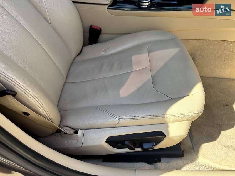 Седан BMW 3 Series 2014 в Чорноморську