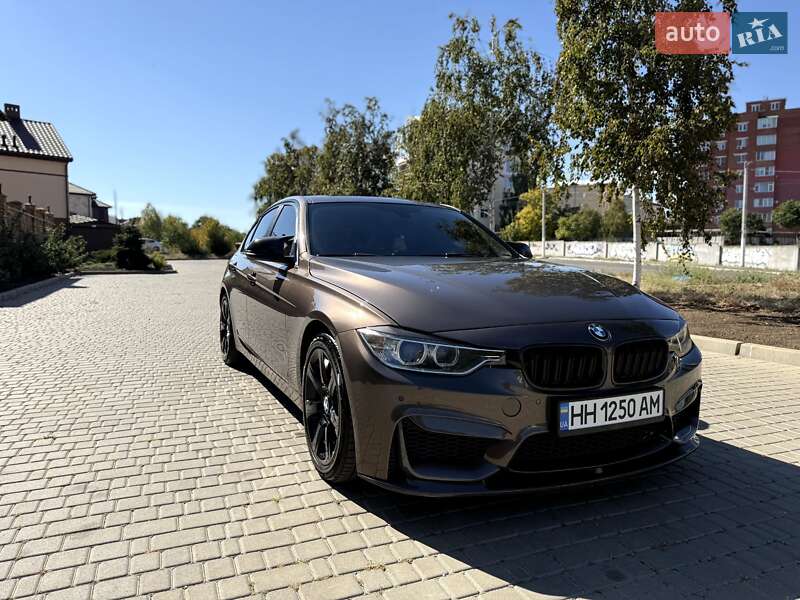 Седан BMW 3 Series 2014 в Чорноморську