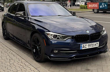 Седан BMW 3 Series 2017 в Луцьку