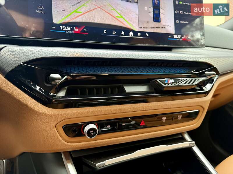 Седан BMW 3 Series 2025 в Днепре