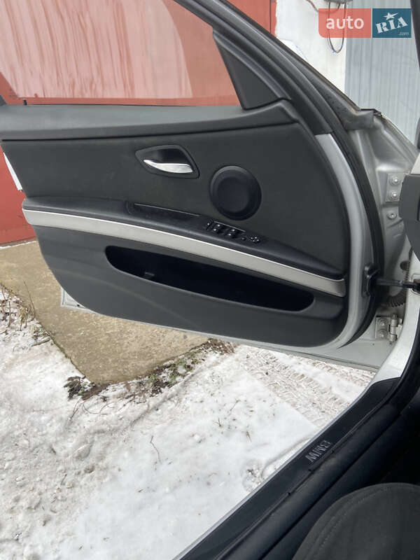 Универсал BMW 3 Series 2006 в Одессе