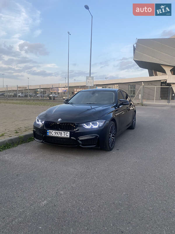 Седан BMW 3 Series 2013 в Львове