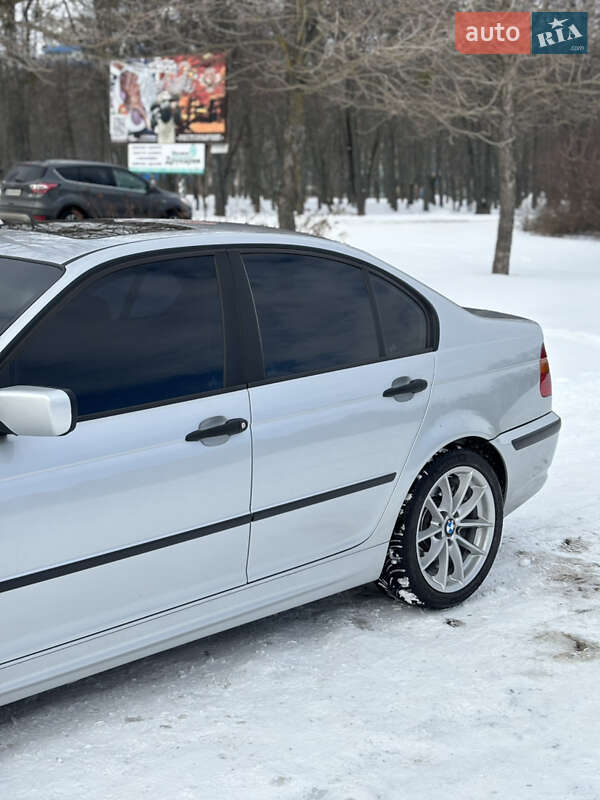 Седан BMW 3 Series 2003 в Умани