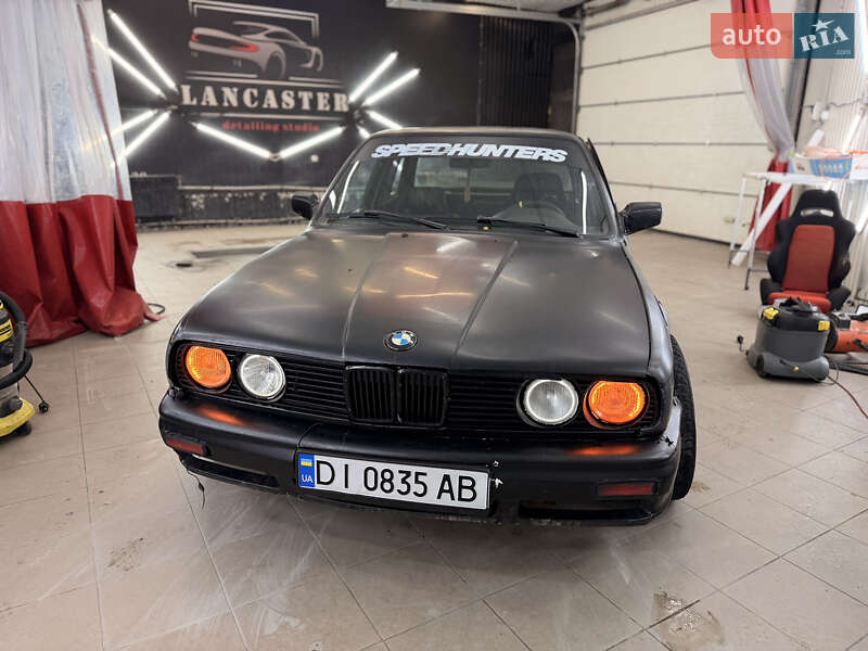 Седан BMW 3 Series 1985 в Киеве