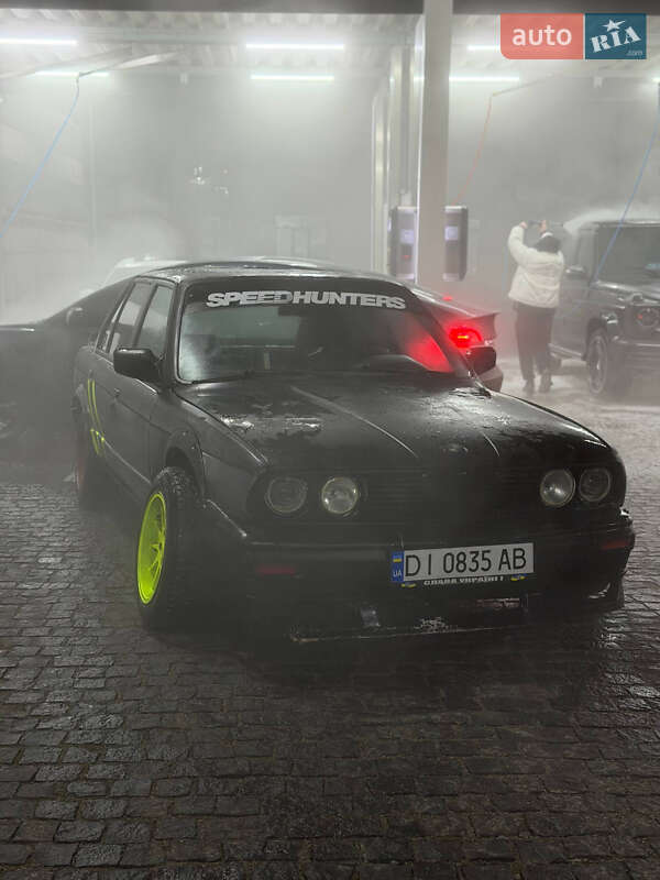 Седан BMW 3 Series 1985 в Киеве