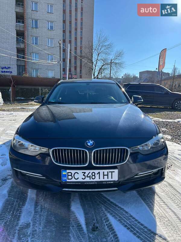 Седан BMW 3 Series 2012 в Львове