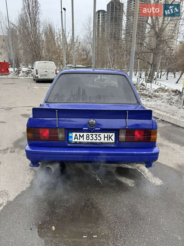 Седан BMW 3 Series 1986 в Киеве