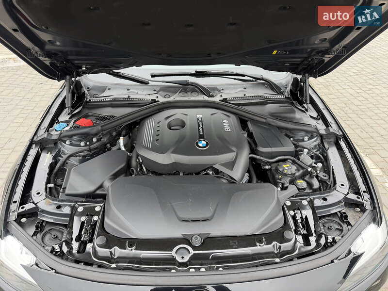 Седан BMW 3 Series 2017 в Одессе