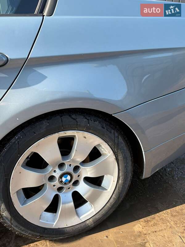 Седан BMW 3 Series 2005 в Ивано-Франковске