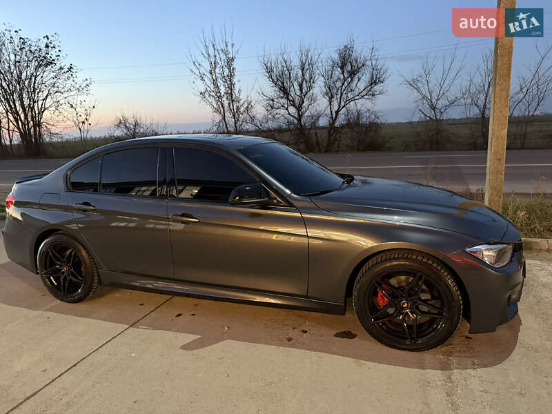 Седан BMW 3 Series 2013 в Одессе