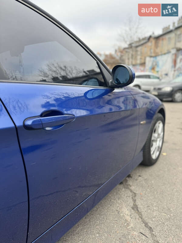 Седан BMW 3 Series 2007 в Львові
