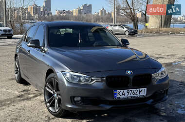 Седан BMW 3 Series 2017 в Киеве