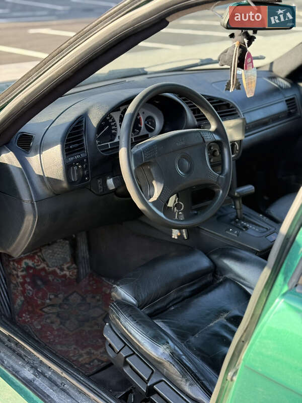 Седан BMW 3 Series 1994 в Ровно