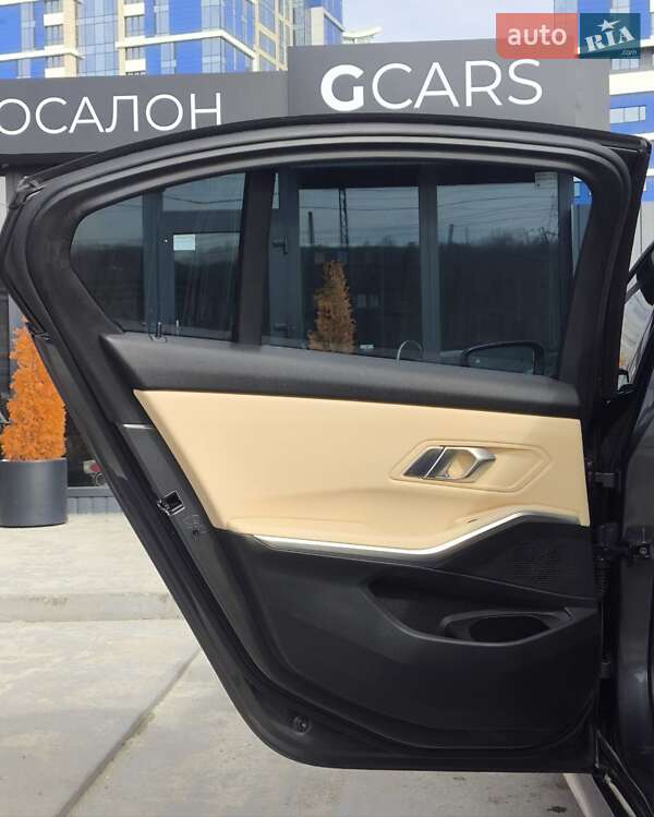 Седан BMW 3 Series 2019 в Киеве фото 32 Седан BMW 3 Series 2019 в Киеве