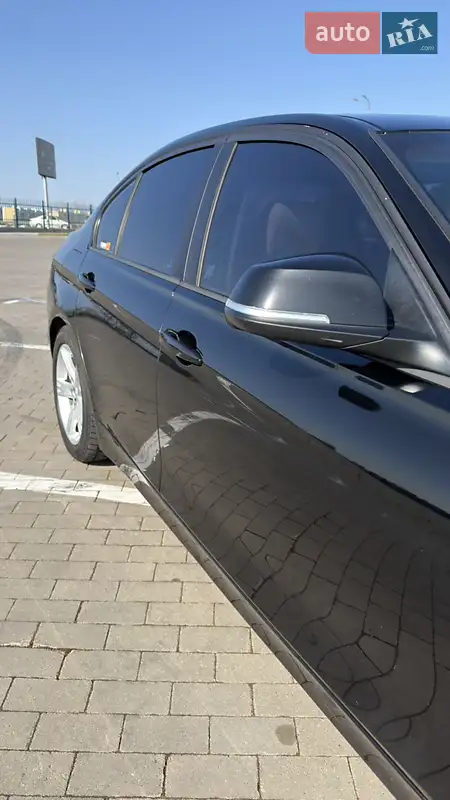 BMW 3 Series 2014 VIN WBA3B1G57ENS81221 фото оголошення 8 з 118