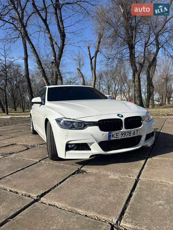 Седан BMW 3 Series 2016 в Кривом Роге фото 2 Седан BMW 3 Series 2016 в Кривом Роге