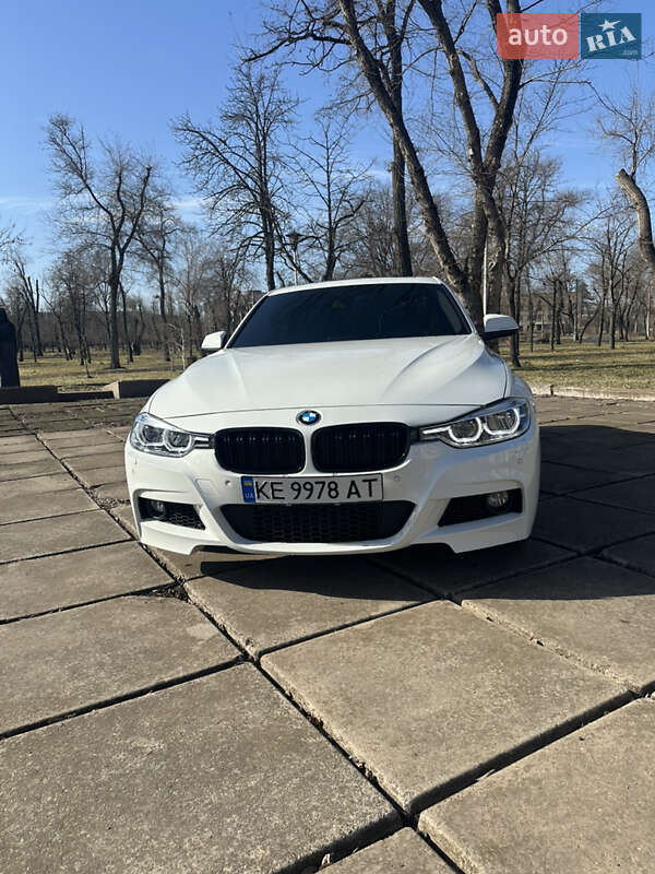 Седан BMW 3 Series 2016 в Кривом Роге фото 13 Седан BMW 3 Series 2016 в Кривом Роге