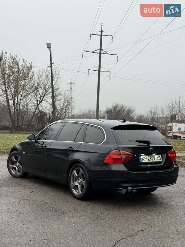 Универсал BMW 3 Series 2005 в Кременчуге фото 5 Универсал BMW 3 Series 2005 в Кременчуге