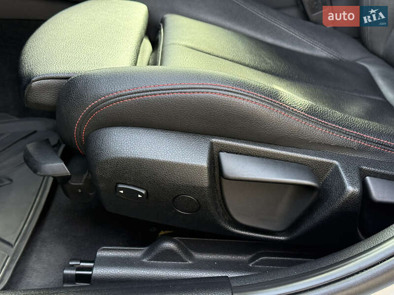 Седан BMW 3 Series 2012 в Киеве