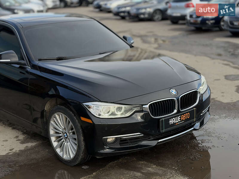 Седан BMW 3 Series 2015 в Шептицькому