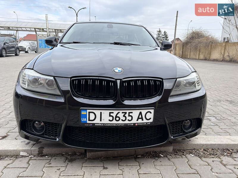 Седан BMW 3 Series 2009 в Одессе